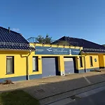 Strandhaus Sonnenseite Links, Nur 100m Vom Senftenberger