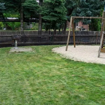 Ferienhaus Strandhaus Sonnenseite Links, Nur 100M Vom Senftenberger See