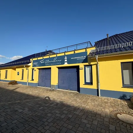 Strandhaus Sonnenseite Links, Nur 100m Vom Senftenberger 別荘 ゼンフテンベルク