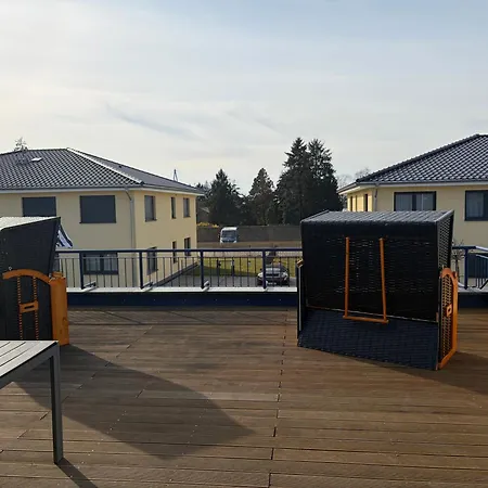 Strandhaus Sonnenseite Links, Nur 100m Vom Senftenberger Hébergement de vacances Senftenberg