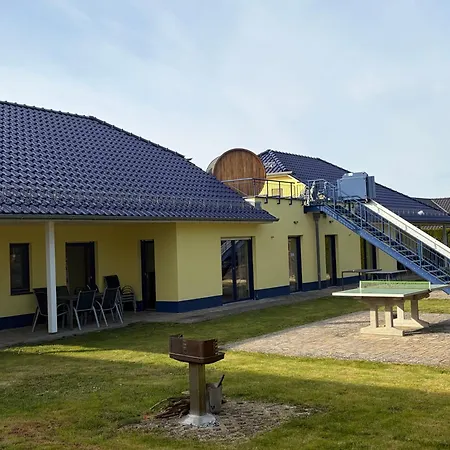 Strandhaus Sonnenseite Links, Nur 100m Vom Senftenberger Senftenberg