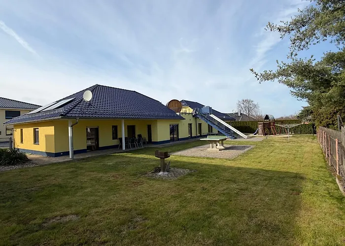 Strandhaus Sonnenseite Links, Nur 100m Vom Senftenberger 別荘 *